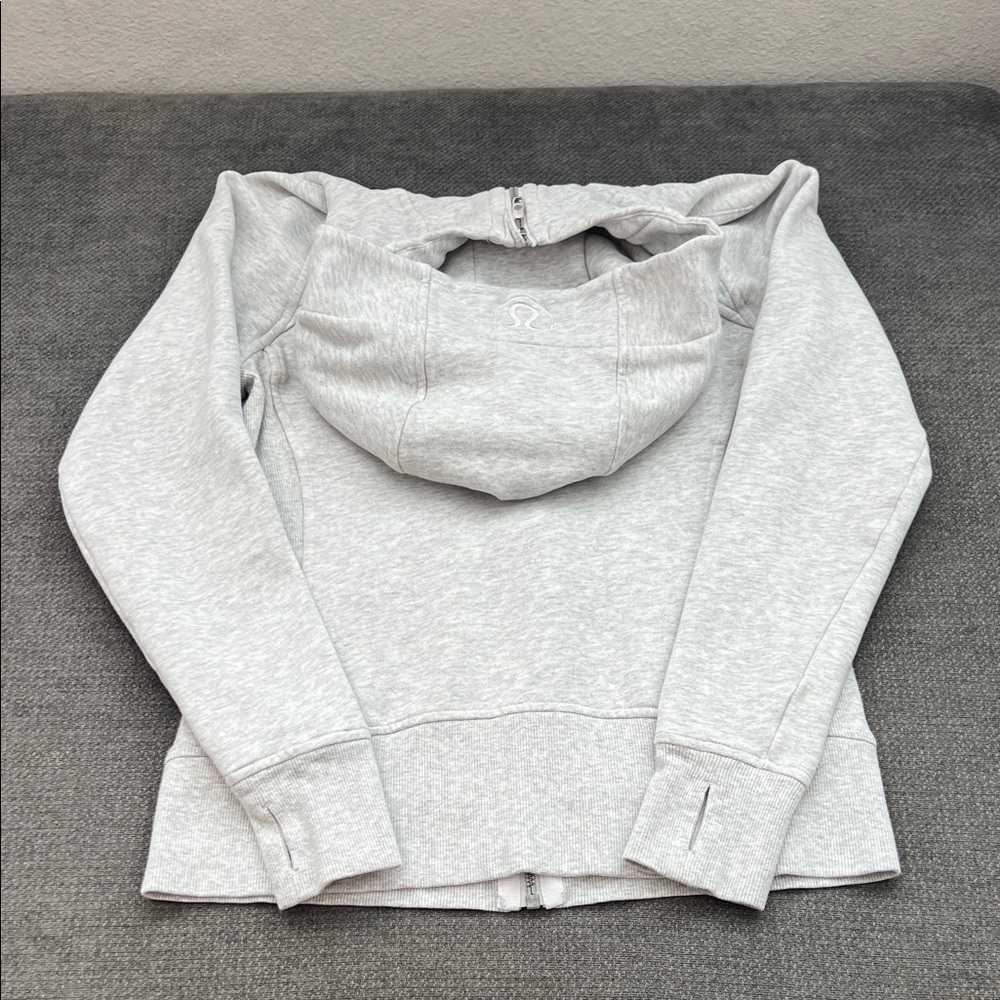 lululemon athletica Light Gray Full-Zip Hooded Jacket - Picture 5 of 7